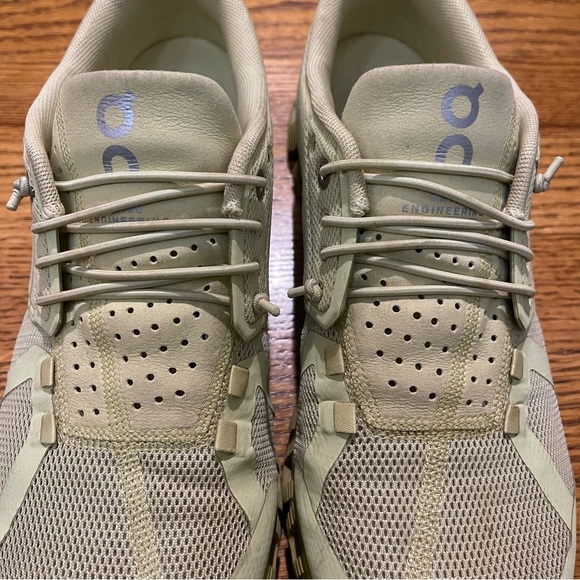 On Cloud Women’s Shoes in Glade Citron with Box - Picture 8 of 16